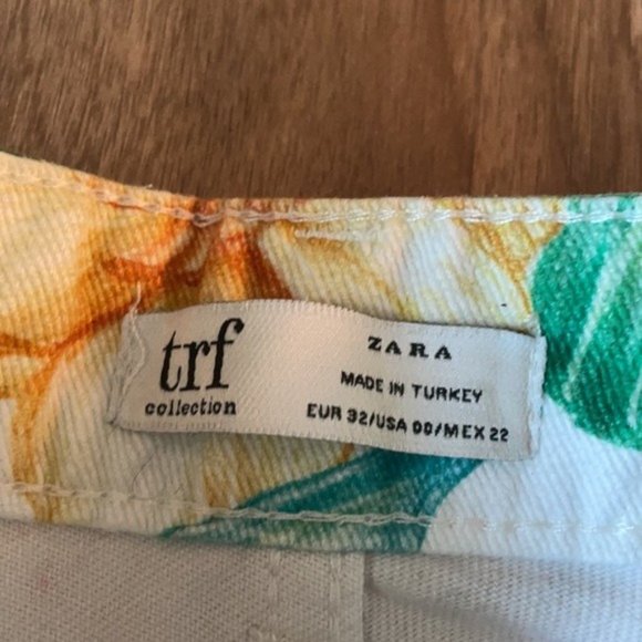 Zara Tropical Denim Pants - Picture 4 of 6